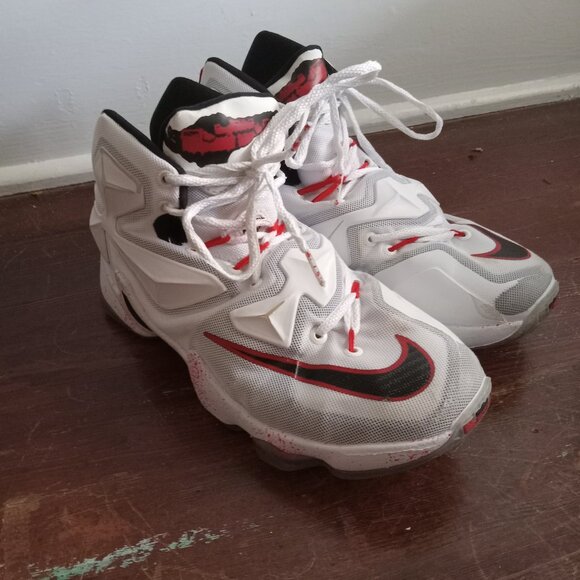 LeBron James sneakers: Friday the 13th Limited Edition - Picture 4 of 5